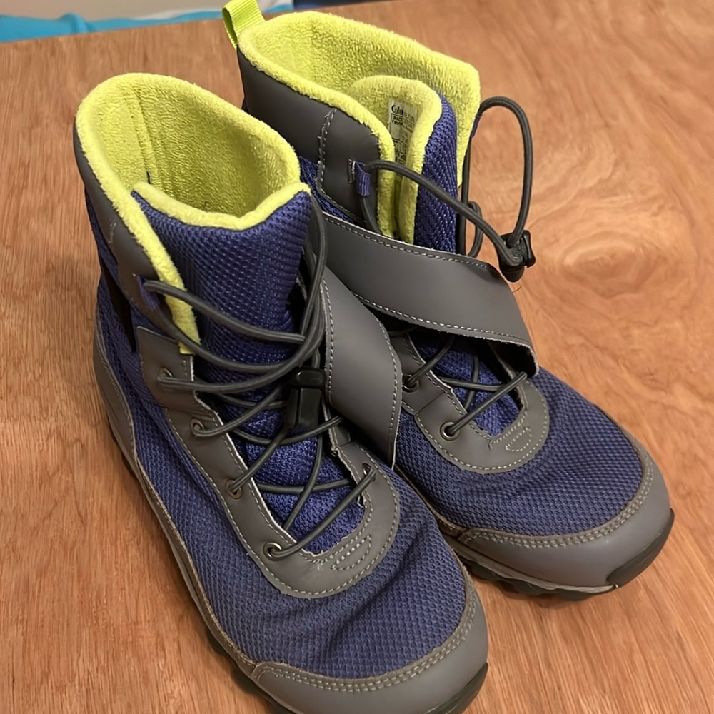 Columbia Omni-Grip Hiking Boots